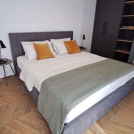 Sea View Apartments Ivana 크르크 외부 사진