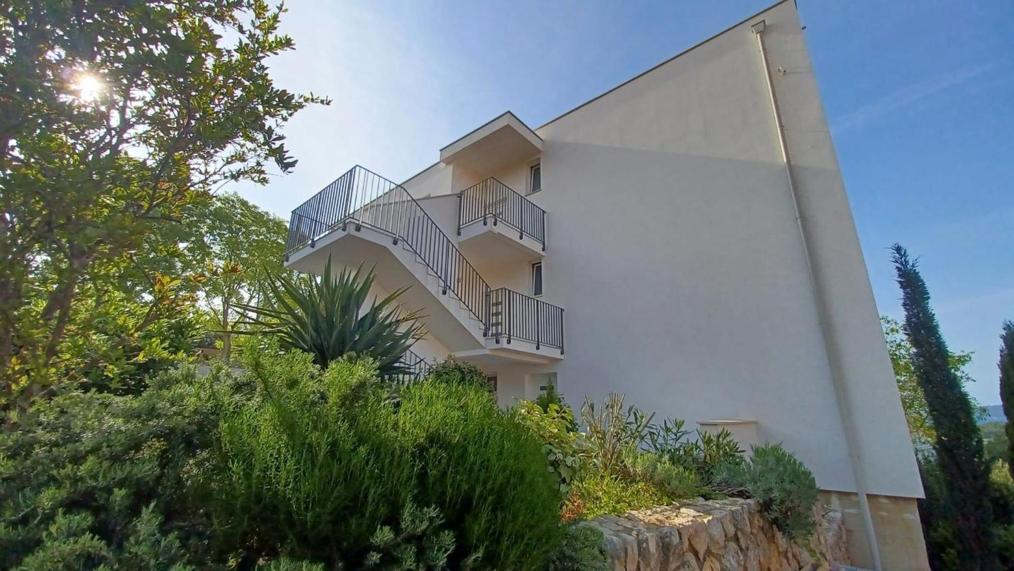 Sea View Apartments Ivana 크르크 외부 사진